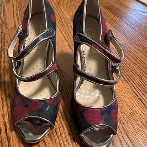 Boden high heels, never worn